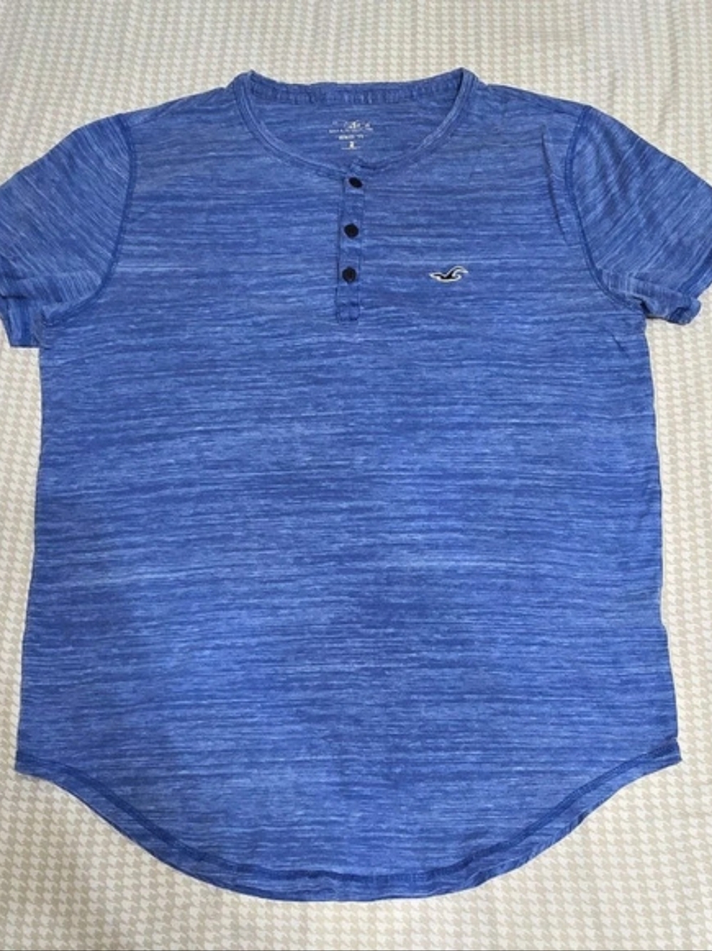 Hollister Must-Have Collection Henley Tee Blue Size Medium